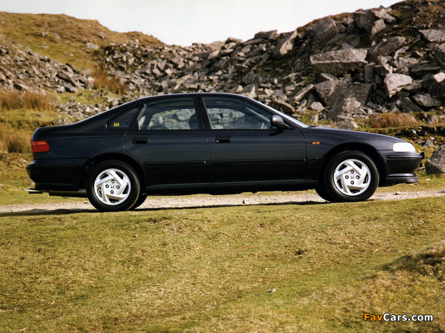 Photos of Honda Accord Sedan (CD) 1993–96 (640 x 480)