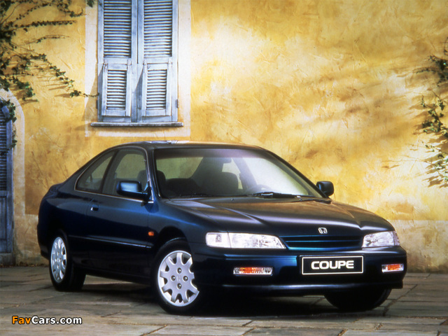 Photos of Honda Accord Sedan US-spec (CD) 1994–97 (640 x 480)