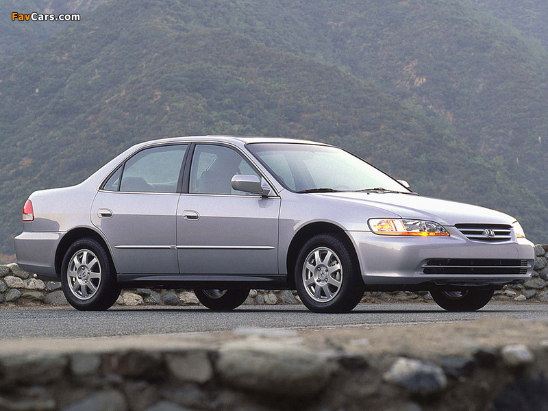 Photos of Honda Accord Sedan US-spec 1998–2002 (800 x 600)