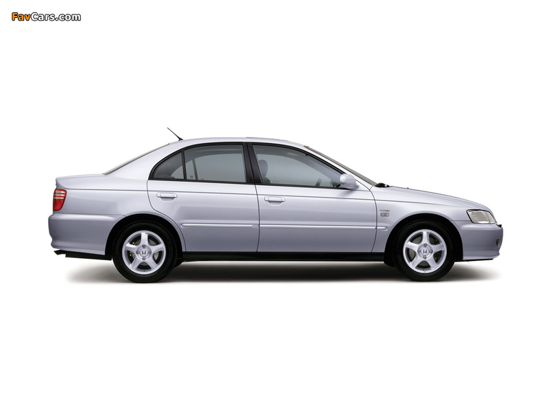 Photos of Honda Accord Sedan 1998–2002 (800 x 600)