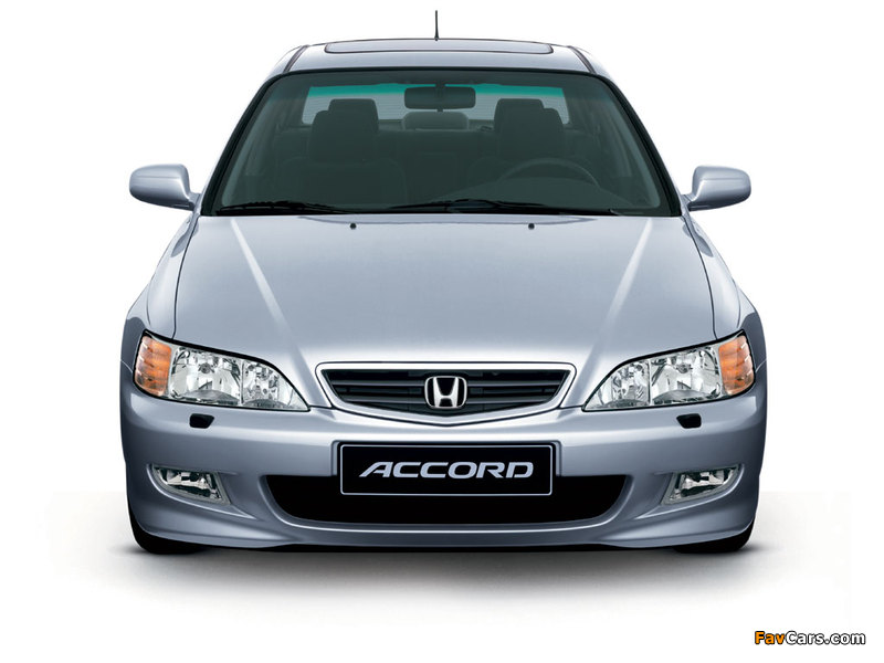 Photos of Honda Accord Sedan 1998–2002 (800 x 600)