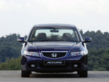 Photos of Honda Accord Sedan UK-spec (CL) 2003–06