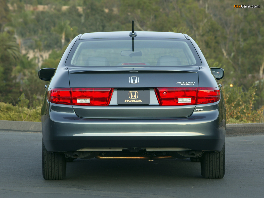 Photos of Honda Accord Hybrid US-spec 2005–06 (1024 x 768)