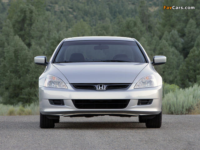 Photos of Honda Accord Coupe US-spec 2006–07 (640 x 480)