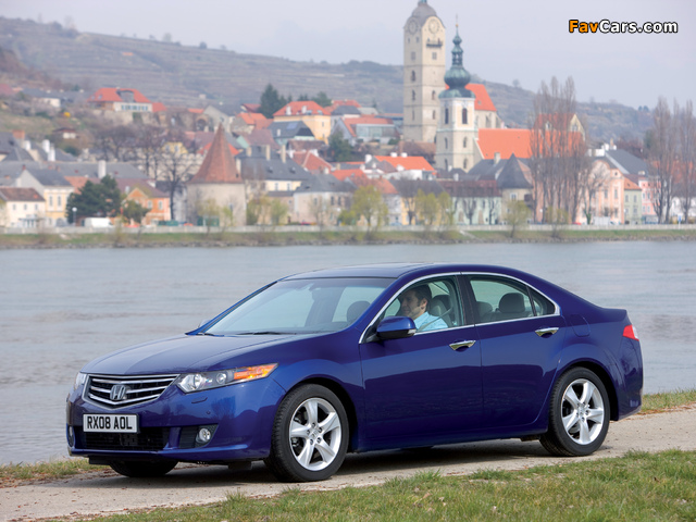 Photos of Honda Accord Sedan (CU) 2008–11 (640 x 480)