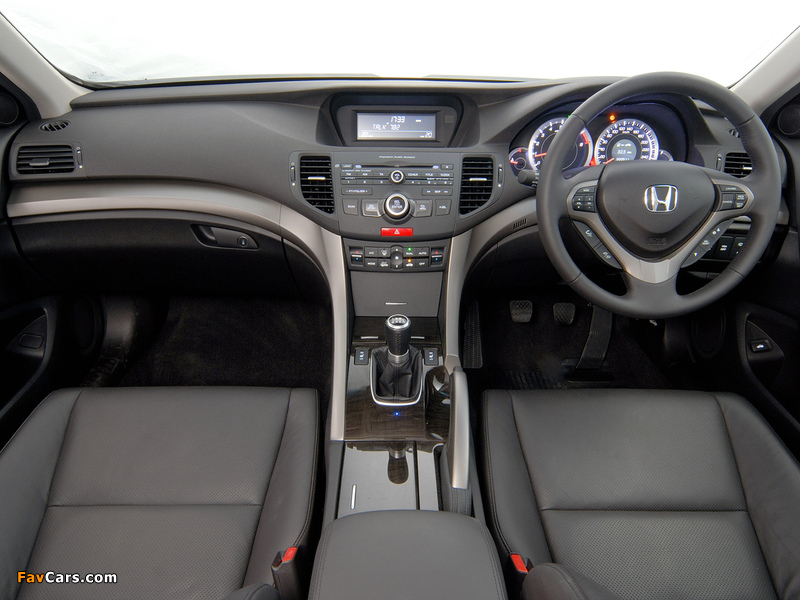 Photos of Honda Accord Sedan ZA-spec (CU) 2008–11 (800 x 600)