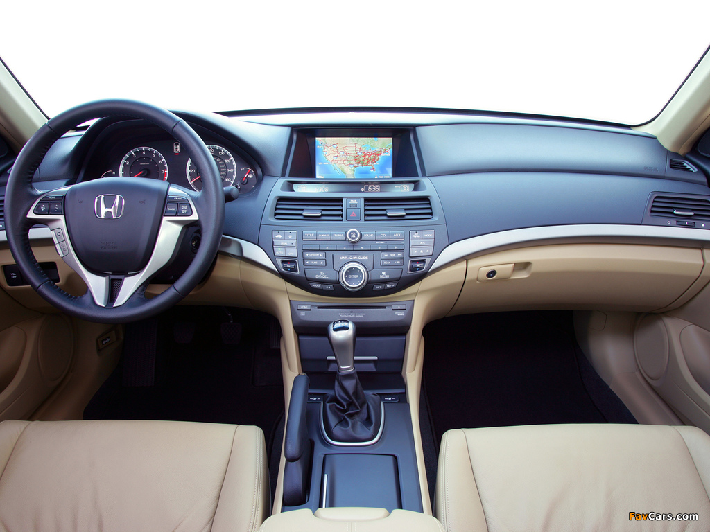 Photos of Honda Accord Coupe US-spec 2008–10 (1024 x 768)