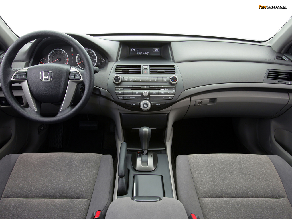 Photos of Honda Accord Sedan US-spec 2008–10 (1024 x 768)