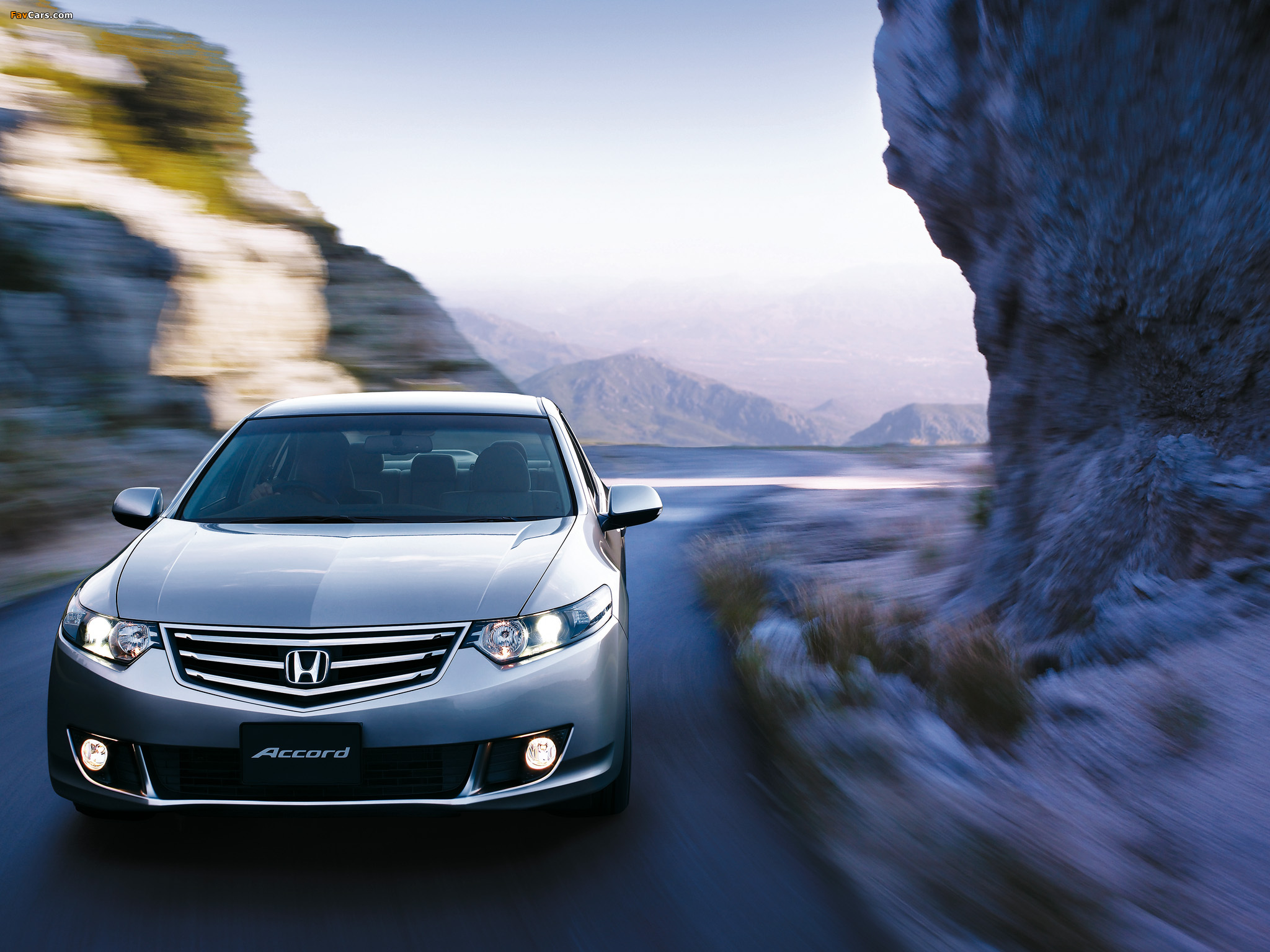 Photos of Honda Accord Sedan JP-spec (CU) 2008–11 (2048 x 1536)