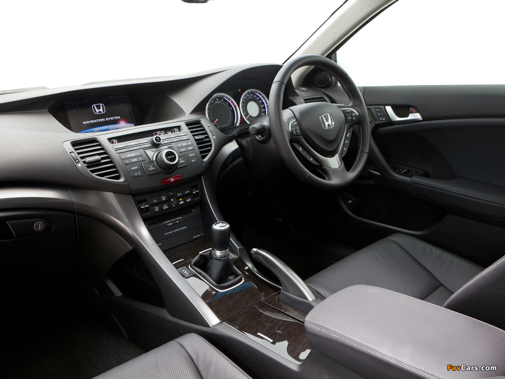 Photos of Honda Accord Euro Sedan AU-spec 2011 (1024 x 768)