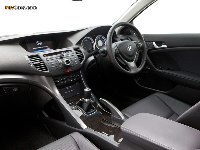Photos of Honda Accord Euro Sedan AU-spec 2011 (640 x 480)