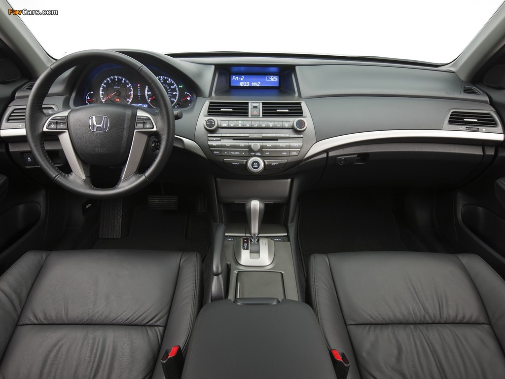 Photos of Honda Accord Sedan SE US-spec 2011–12 (1024 x 768)