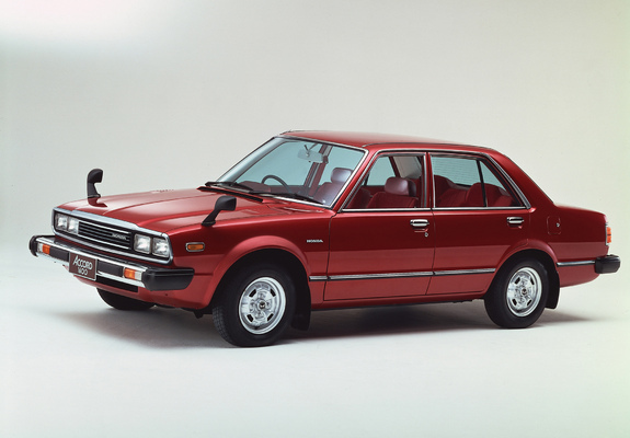 Pictures of Honda Accord Saloon 1977–81