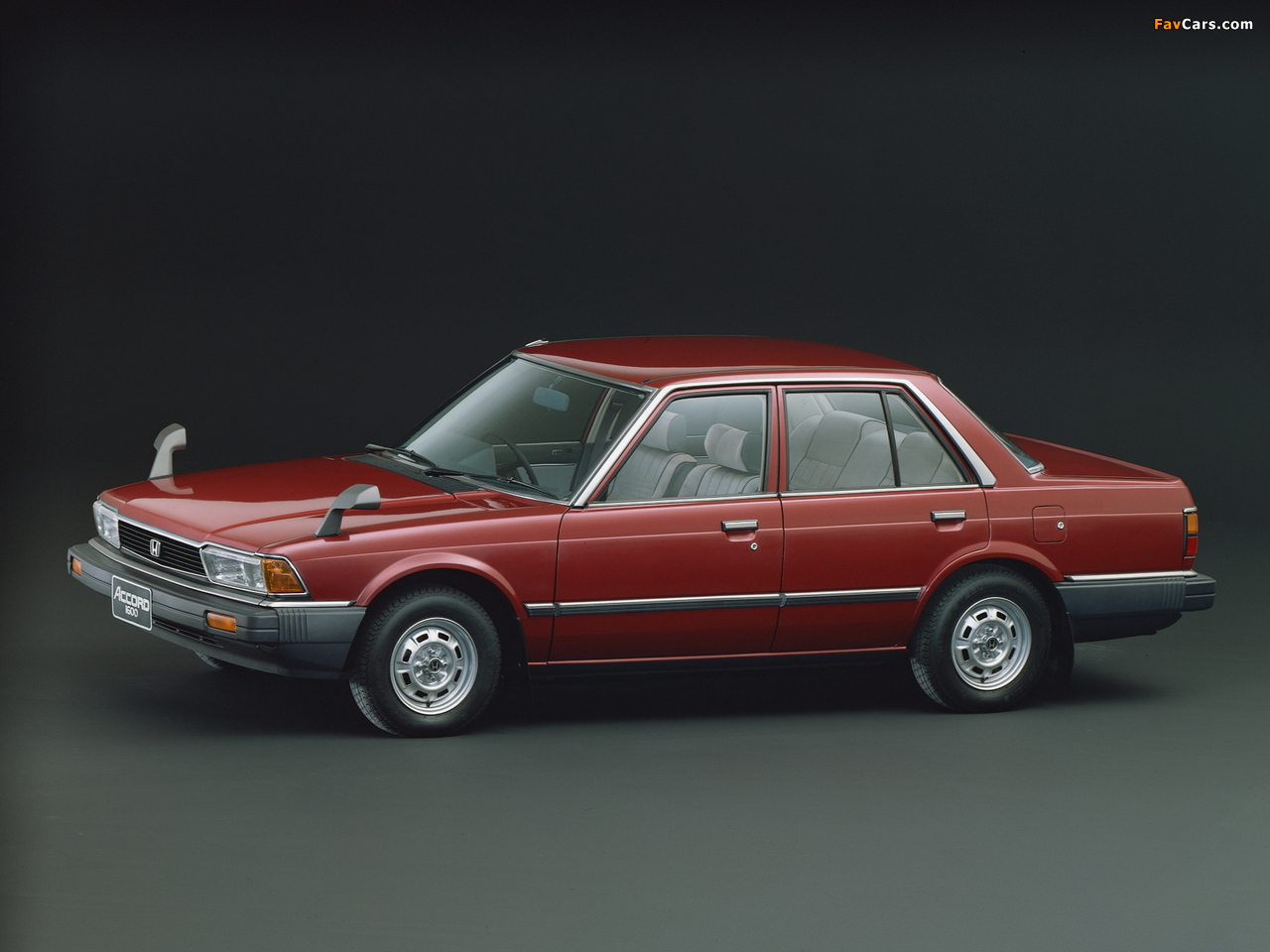 Pictures of Honda Accord Sedan 1981–85 (1280 x 960)