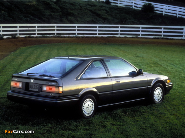 Pictures of Honda Accord Hatchback US-spec (CA) 1986–89 (640 x 480)