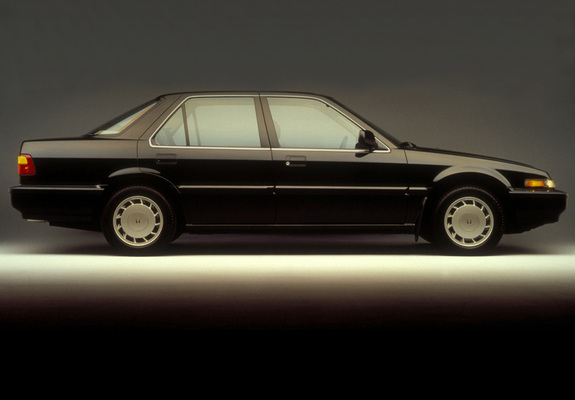 Pictures of Honda Accord Sedan US-spec (CA) 1986–89