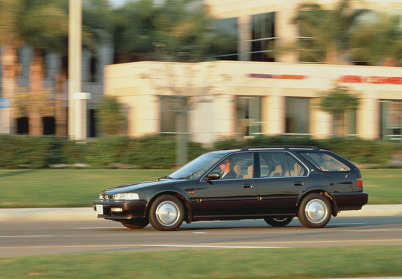 Pictures of Honda Accord Wagon (CB9) 1990–93