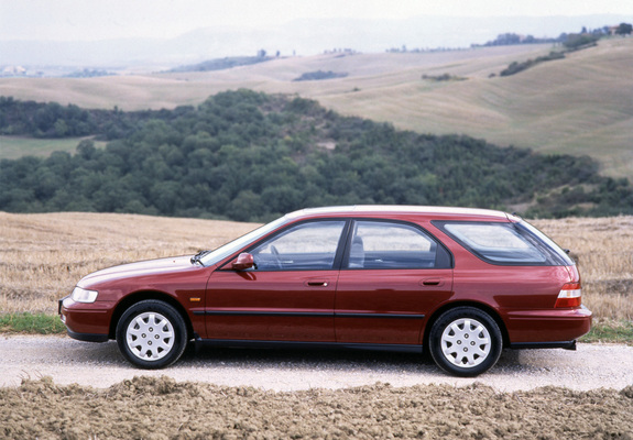 Pictures of Honda Accord Aerodeck (CE) 1993–98