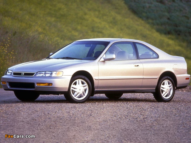 Pictures of Honda Accord Coupe US-spec (CD7) 1994–97 (640 x 480)