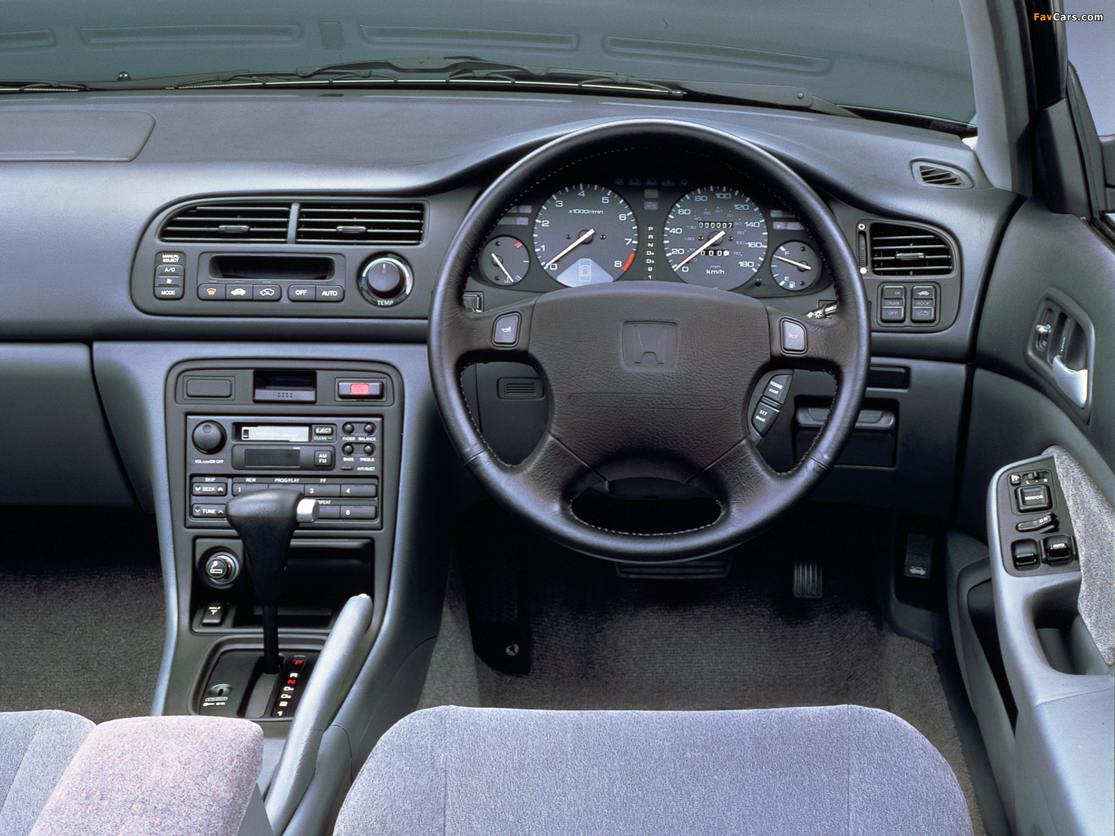 Pictures of Honda Accord SiR Coupe (CD8) 1996–98 (1600 x 1200)
