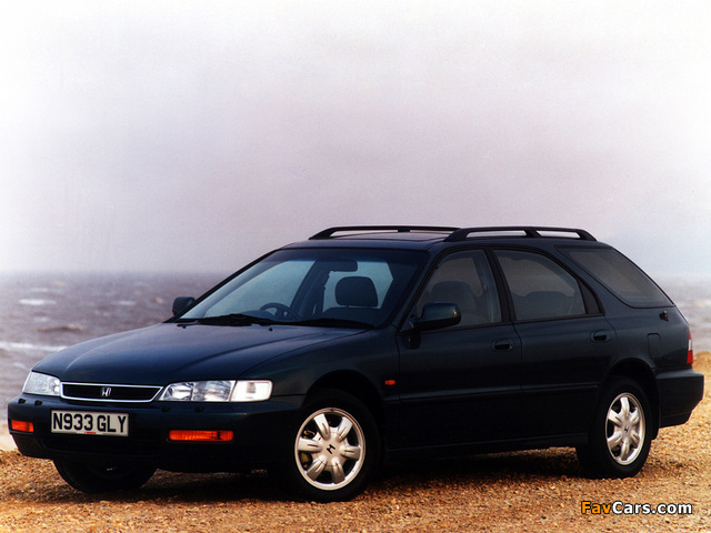 Pictures of Honda Accord Aerodeck UK-spec (CE) 1996–98 (640 x 480)
