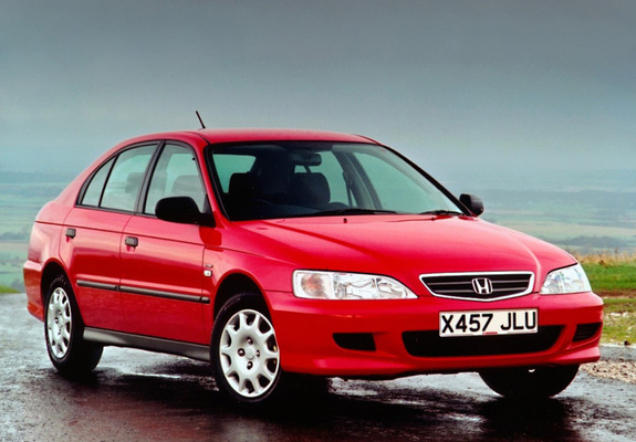 Pictures of Honda Accord Sedan 1998–2002