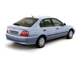 Pictures of Honda Accord Hatchback 1999–2002