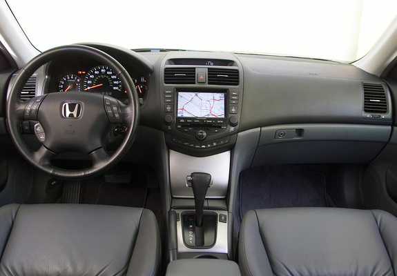 Pictures of Honda Accord Coupe US-spec 2003–06