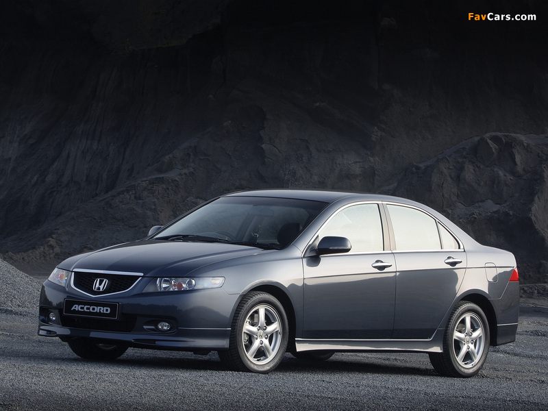 Pictures of Honda Accord Type-S (CL9) 2003–06 (800 x 600)