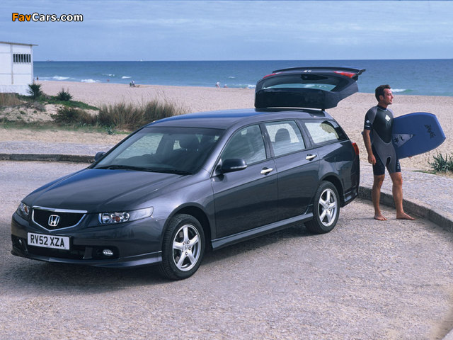 Pictures of Honda Accord Type-S Tourer (CM2) 2003–06 (640 x 480)