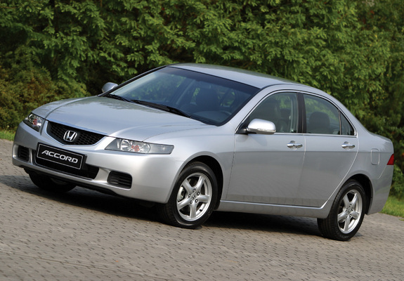 Pictures of Honda Accord Sedan (CL) 2003–06