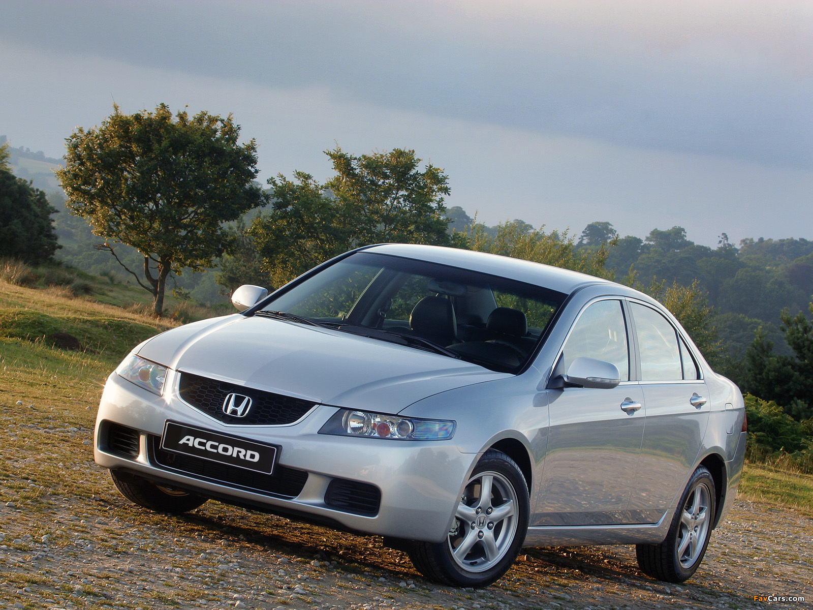 Pictures of Honda Accord Sedan (CL) 2003–06 (1600 x 1200)