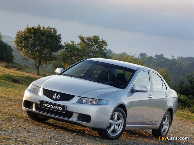 Pictures of Honda Accord Sedan (CL) 2003–06 (640 x 480)