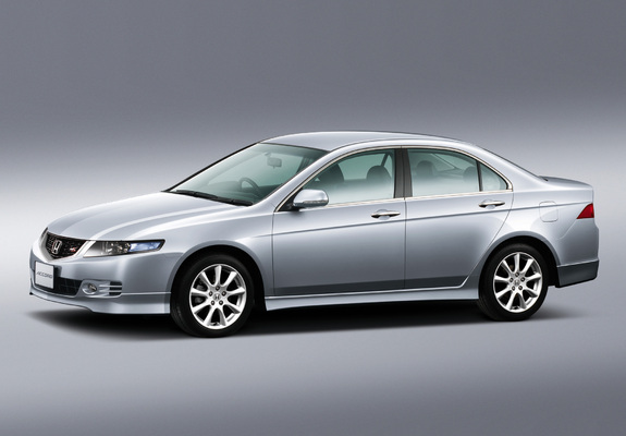 Pictures of Honda Accord Type S JP-spec (CL9) 2005–08