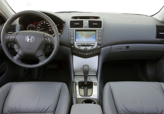 Pictures of Honda Accord Coupe US-spec 2006–07