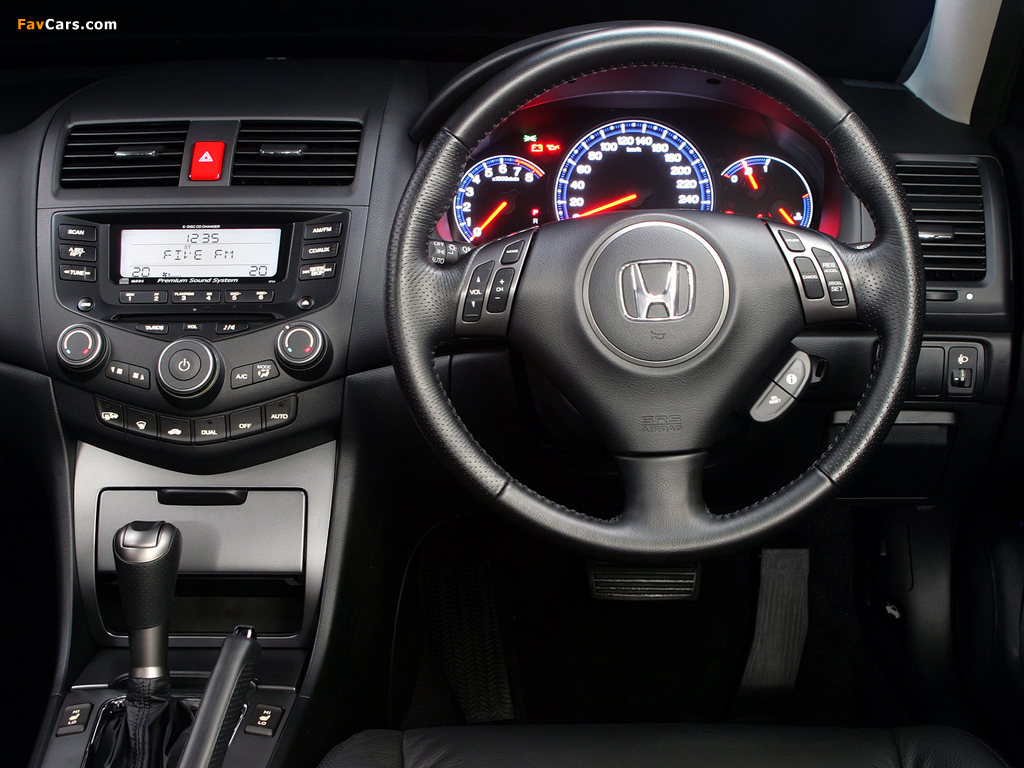 Pictures of Honda Accord Sedan ZA-spec (CL) 2006–08 (1024 x 768)