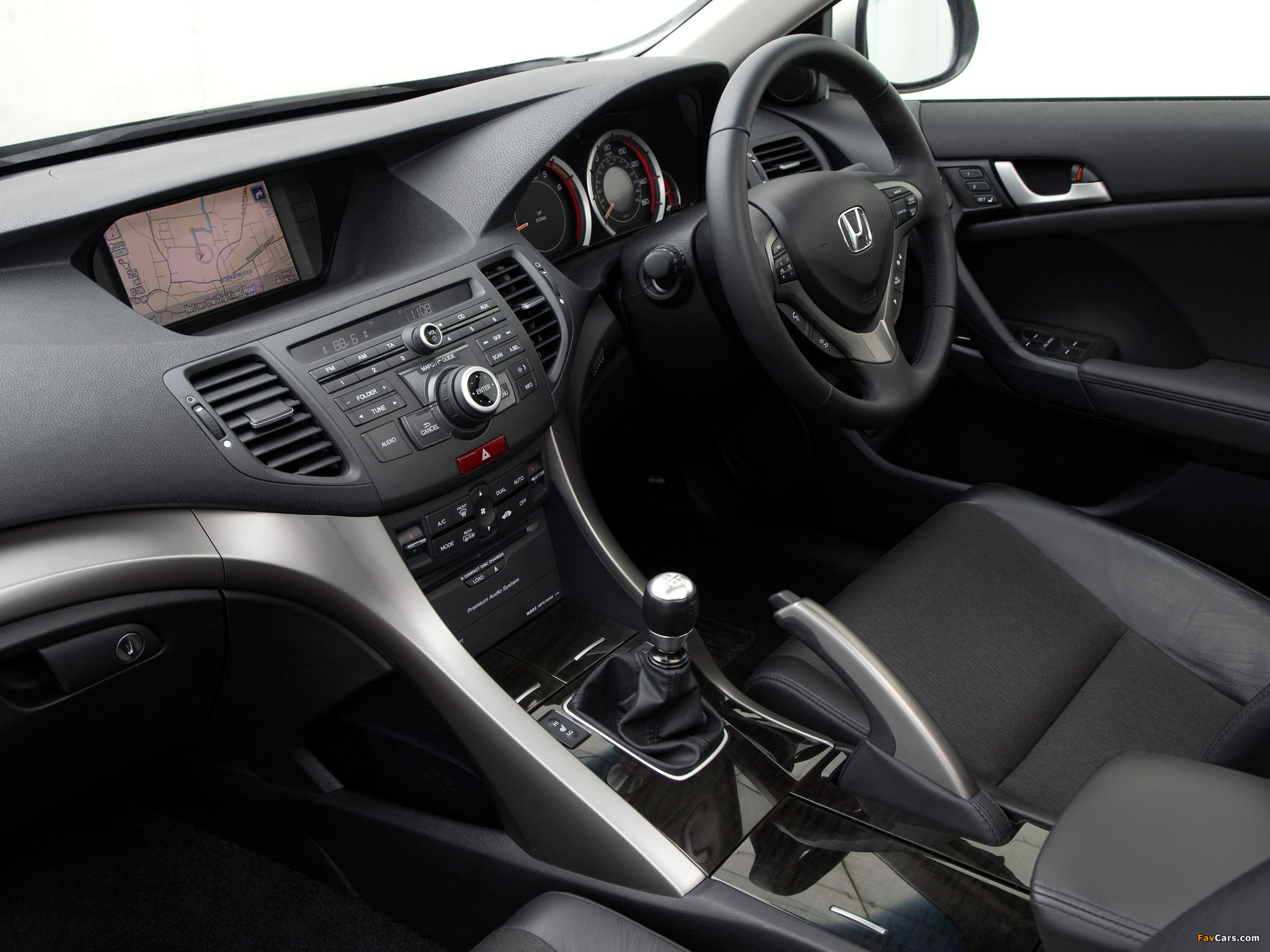 Pictures of Honda Accord Sedan UK-spec (CU) 2008–11 (2048 x 1536)