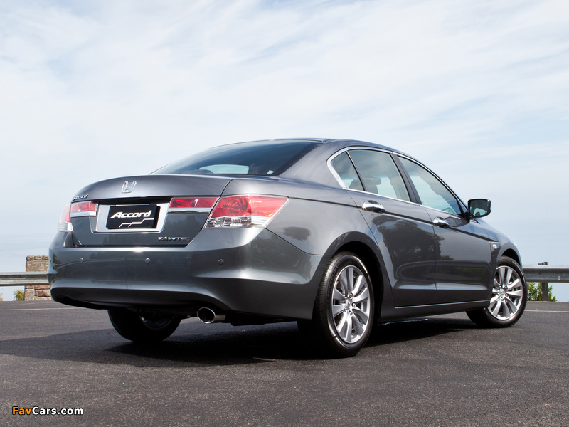 Pictures of Honda Accord Sedan AU-spec 2011–12 (800 x 600)