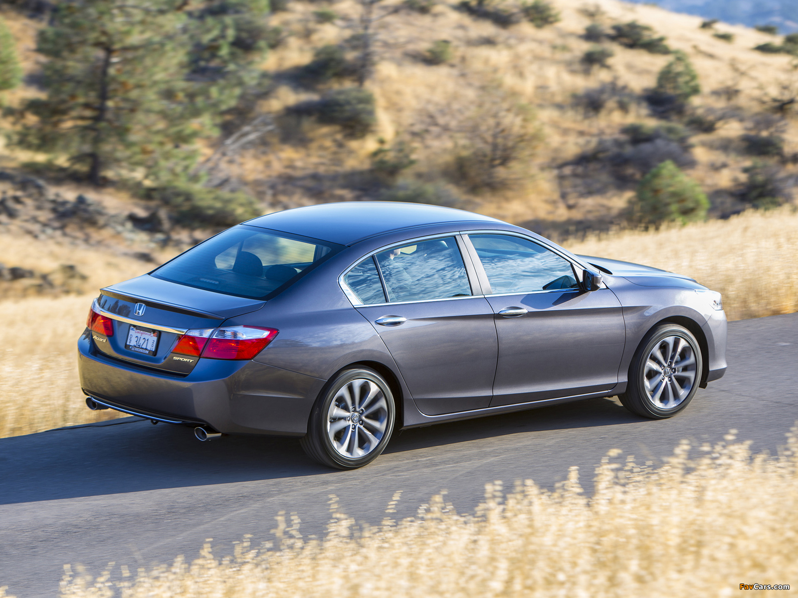 Pictures of Honda Accord Sport Sedan 2012 (1600 x 1200)