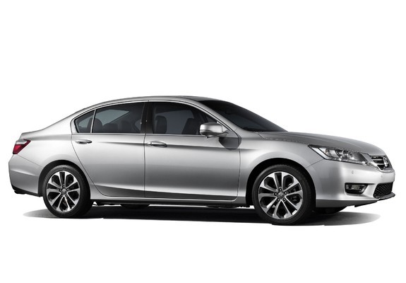 Pictures of Honda Accord Sedan TH-spec 2013