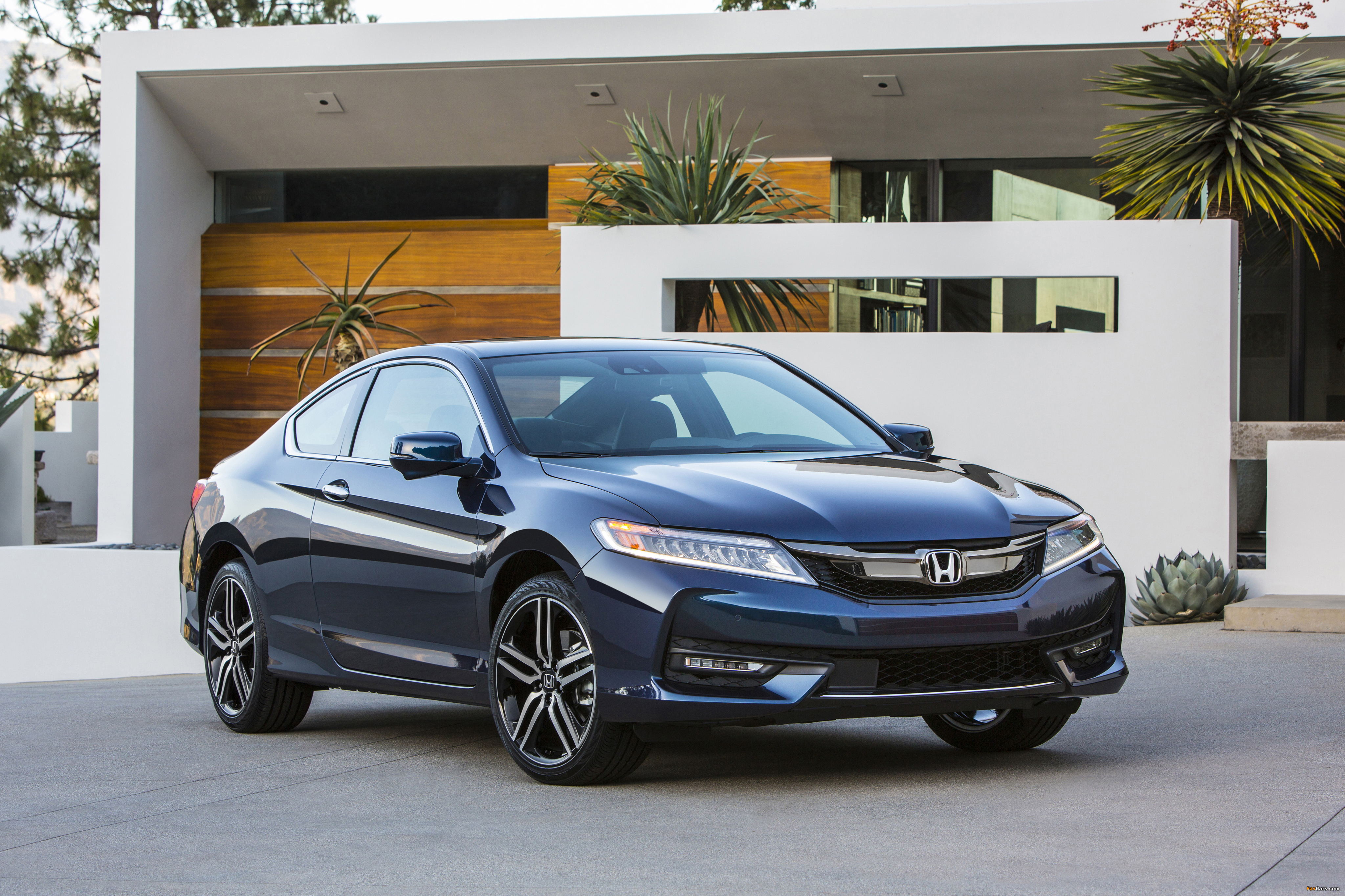 Pictures of Honda Accord Touring Coupe 2015 (4096 x 2730)