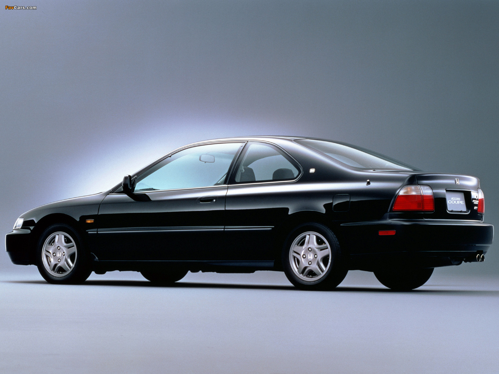 Honda Accord SiR Coupe (CD8) 1996–98 wallpapers (1600 x 1200)
