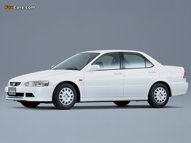Honda Accord SiR Sedan JP-spec (CF4) 1997–2000 wallpapers (640 x 480)