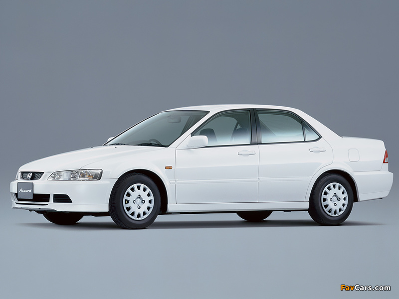 Honda Accord SiR Sedan JP-spec (CF4) 1997–2000 wallpapers (800 x 600)