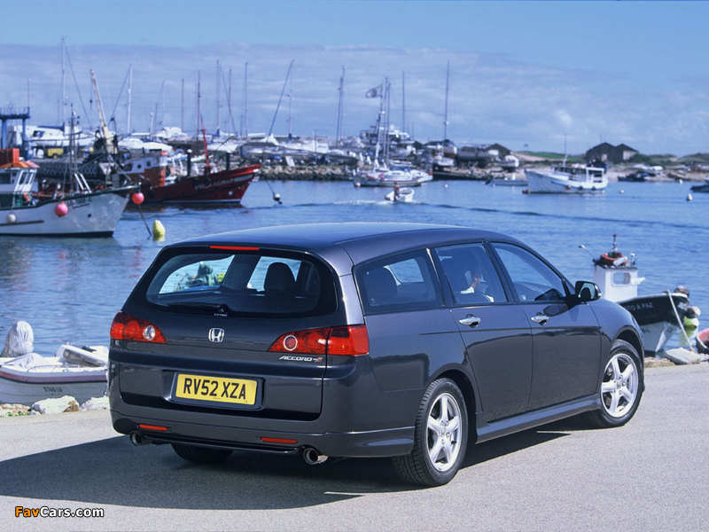 Honda Accord Type-S Tourer (CM2) 2003–06 wallpapers (800 x 600)