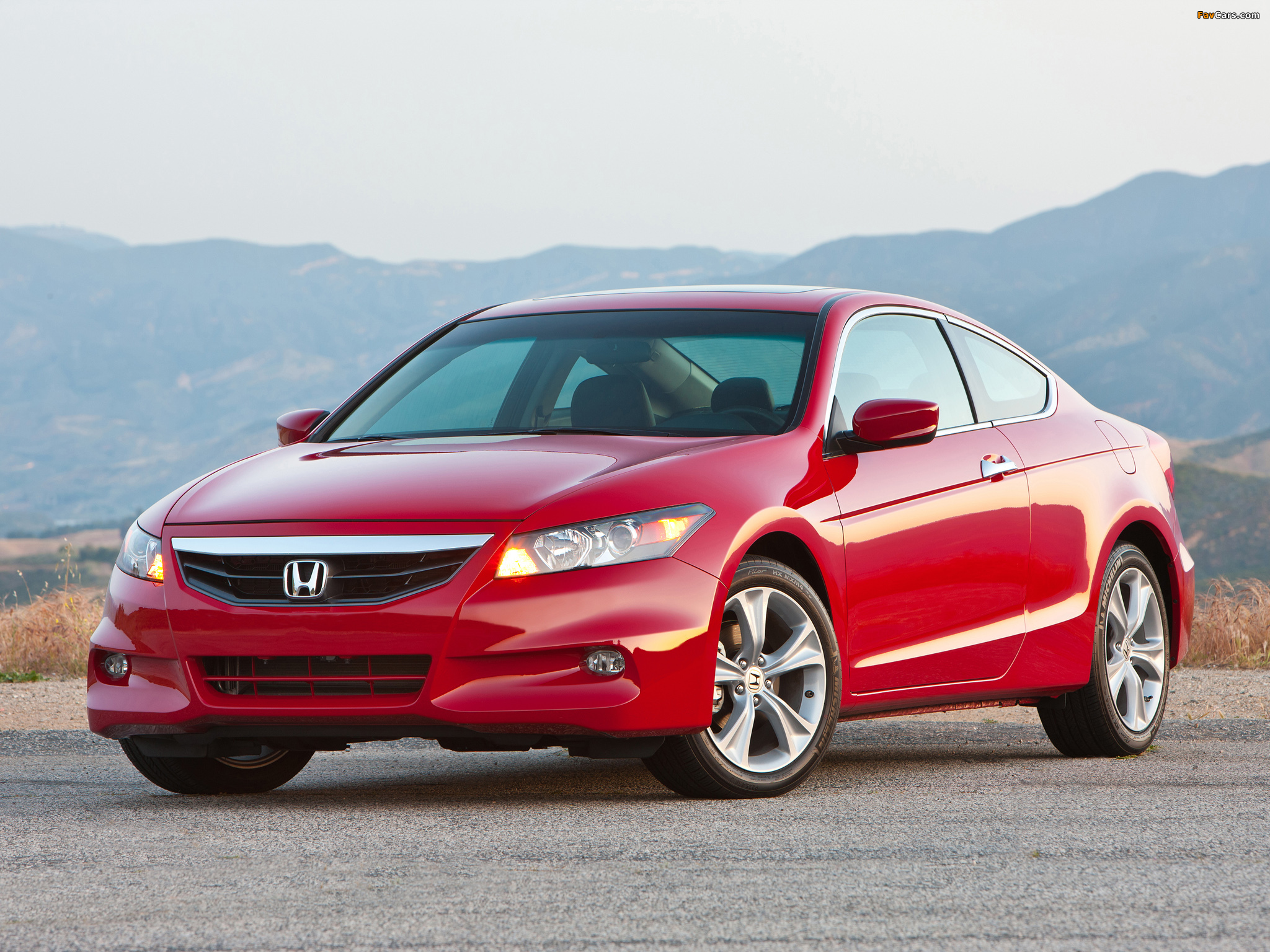 Honda Accord Coupe US-spec 2010–12 wallpapers (2048 x 1536)