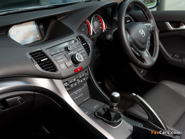 Honda Accord Sedan UK-spec (CU) 2011 wallpapers (640 x 480)