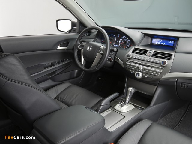 Honda Accord Sedan SE US-spec 2011–12 wallpapers (640 x 480)