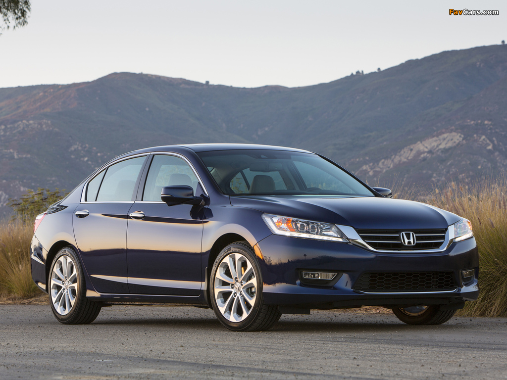 Honda Accord Touring Sedan 2012 wallpapers (1024 x 768)