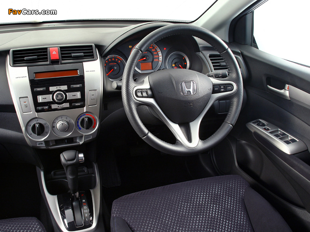 Images of Honda Ballade 2011 (640 x 480)